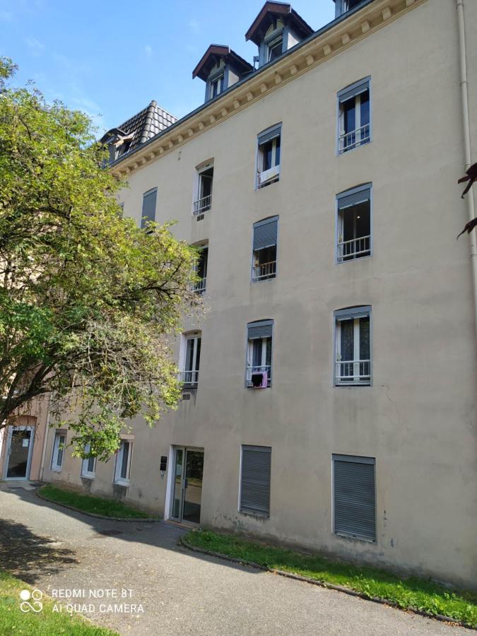 Joli Studio Au Centre D'Uriage Vaulnaveys-le-Haut Extérieur photo