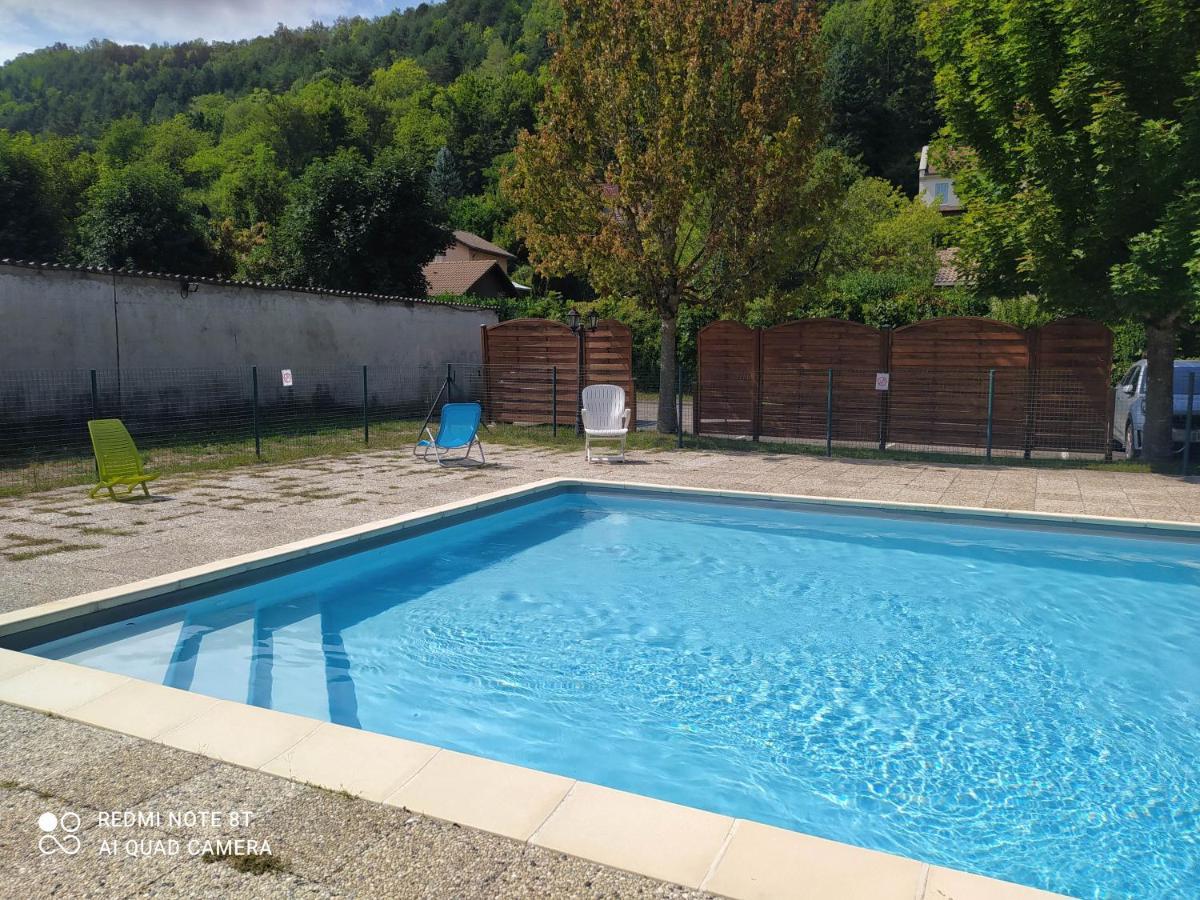 Joli Studio Au Centre D'Uriage Vaulnaveys-le-Haut Extérieur photo
